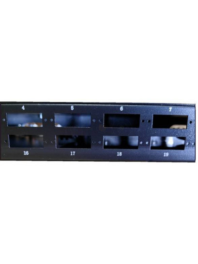 פנל אופטי 1U ל-24xSC כפול או 24xLC קוואד, כולל מגש היתוך וברגים למתאמים, חורים אופקיים + מספור 1-24